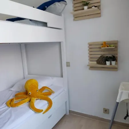 Apartment Sweet Sea