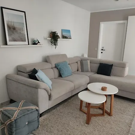 Sweet Sea Apartment